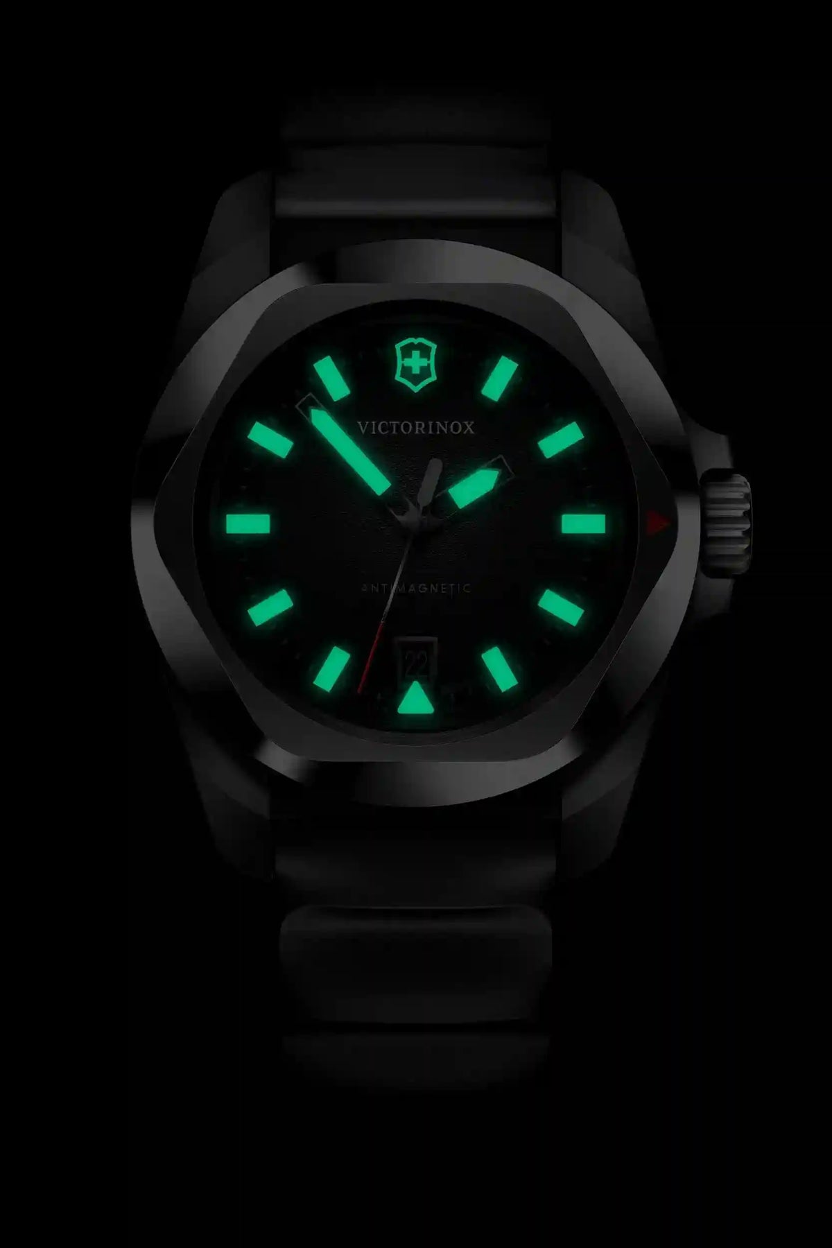 I.N.O.X. Quartz