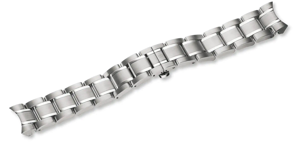 Metal bracelet with clasp