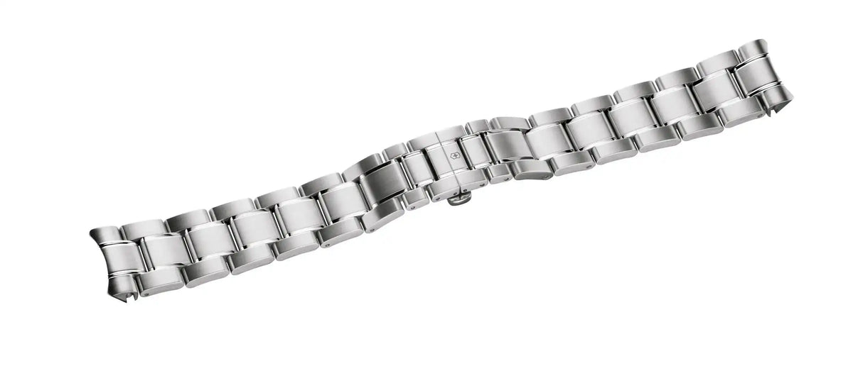 Metal bracelet with clasp